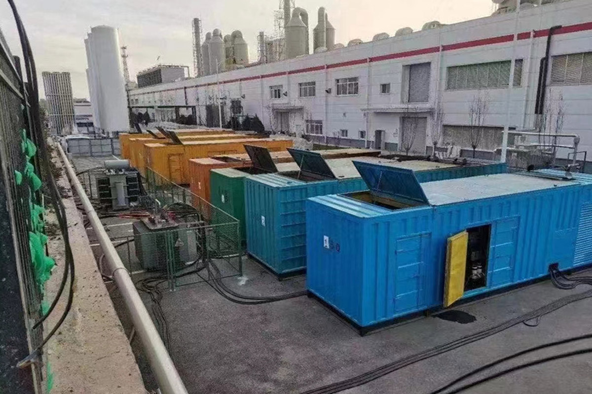 东英镇发电机租赁施工现场
